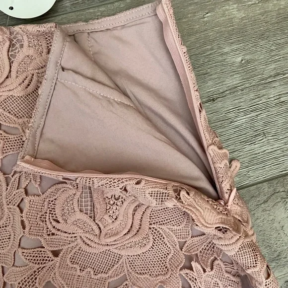 Ampersand Avenue XS Ultimate Floral Lace Pencil Skirt‎ Fitted Hidden Zipper - Picture 4 of 10